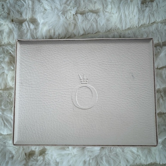 Pandora Ivory Jewelry Case - Picture 11 of 13